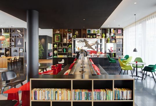 Hotels citizenM Hotel Paris Charles de Gaulle International Airport 7